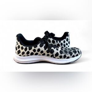 Ladies' Fashion Sneakers - Size 9